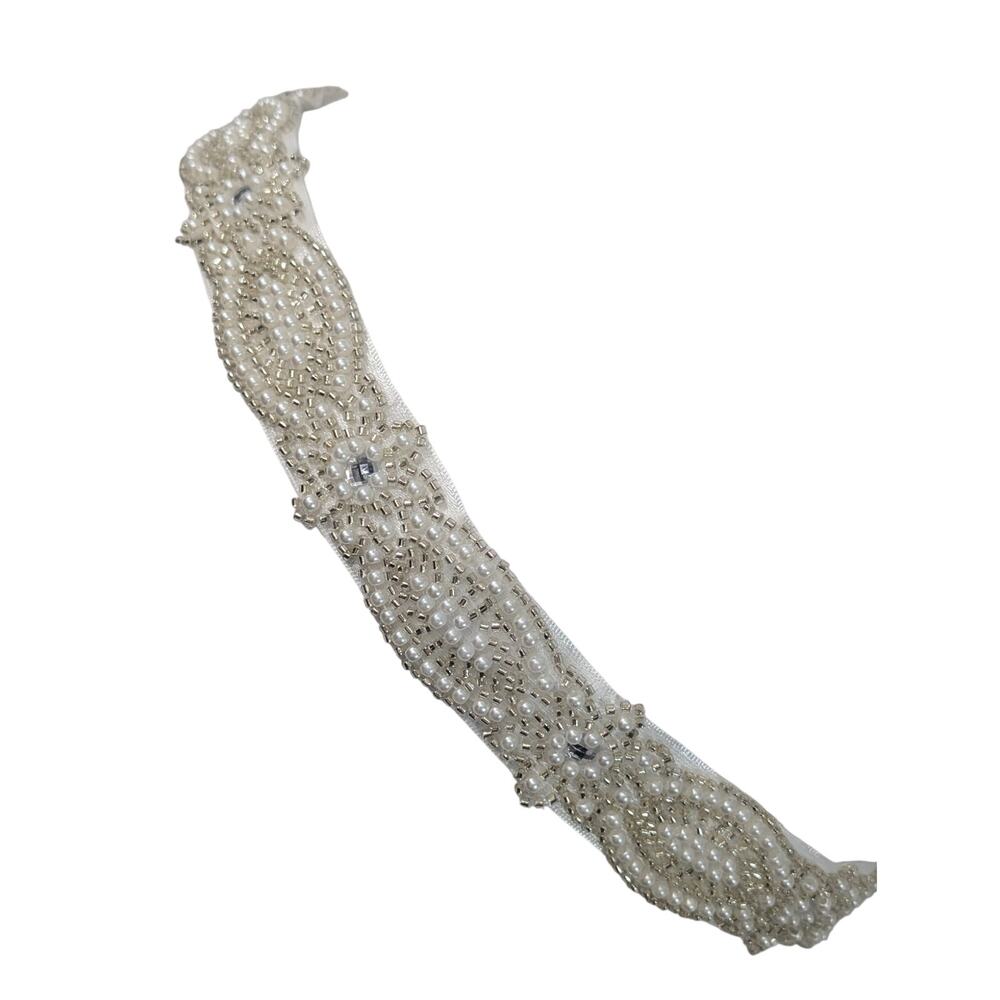 GORGEOUS WHITE, SILVER PEARL, BEAD, RHINESTONE & SATIN BRIDAL BELT! OS